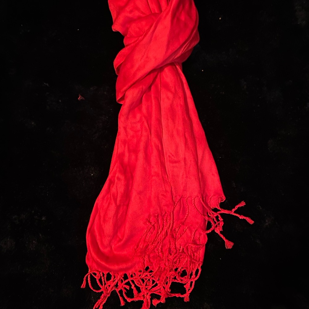 Perfect red scarf